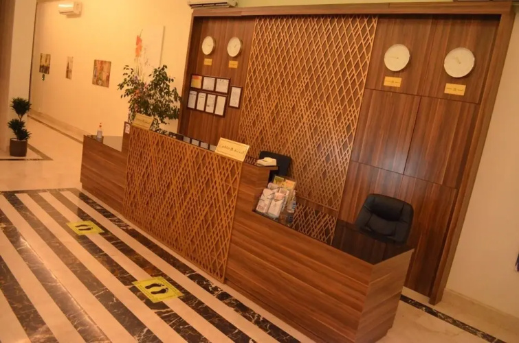 Noah Hotel