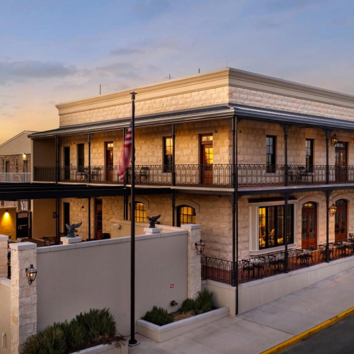 Emigrant Boutique Hotel - Fredericksburg, TX