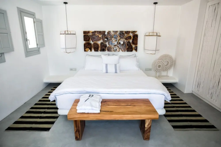 Deluxe Double room with balcony and with partial sea view
