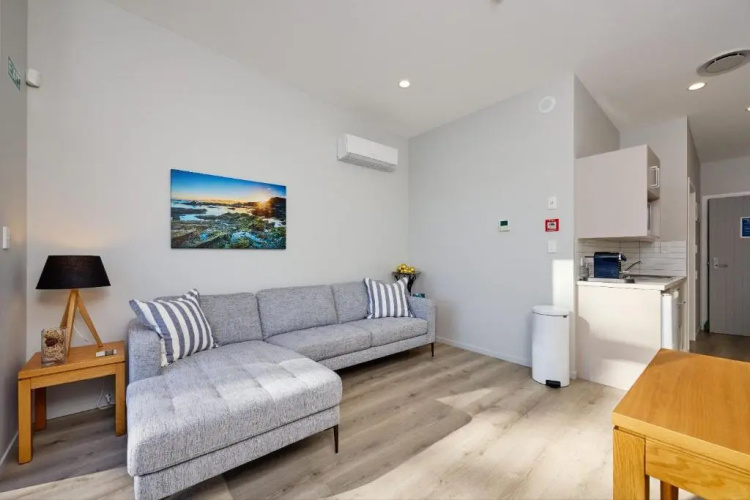 Shearwater Apartments