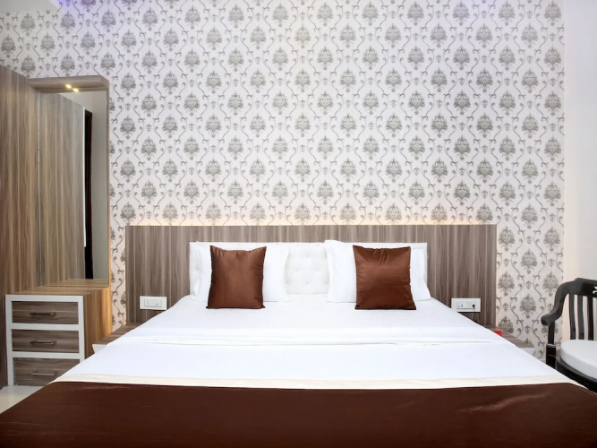 Hotel C7