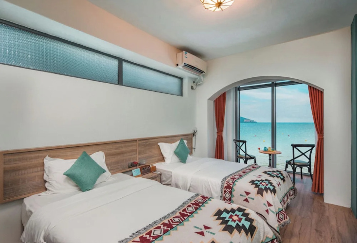 HAJANA Beachside Homestay