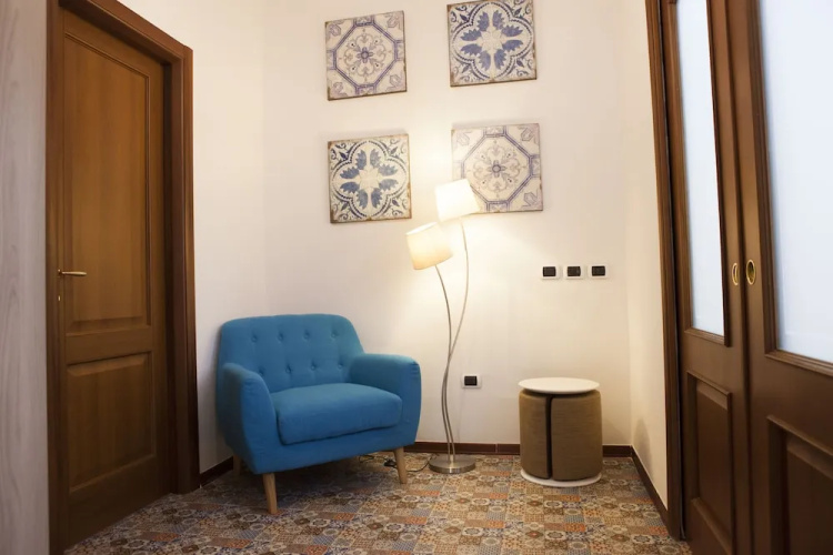 Isa Guest Rooms