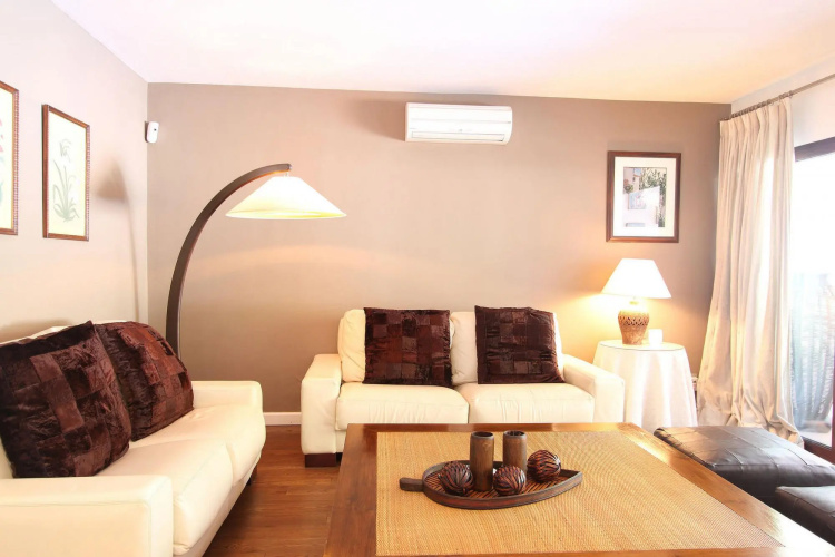 1102 - Marbella Town Villa