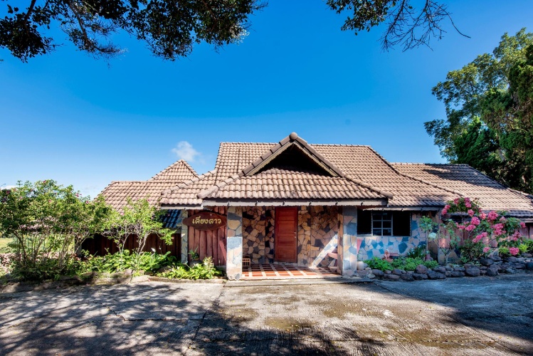 3 Bedrooms Villa