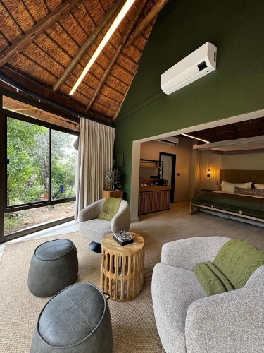 1 Bedroom Deluxe Suite