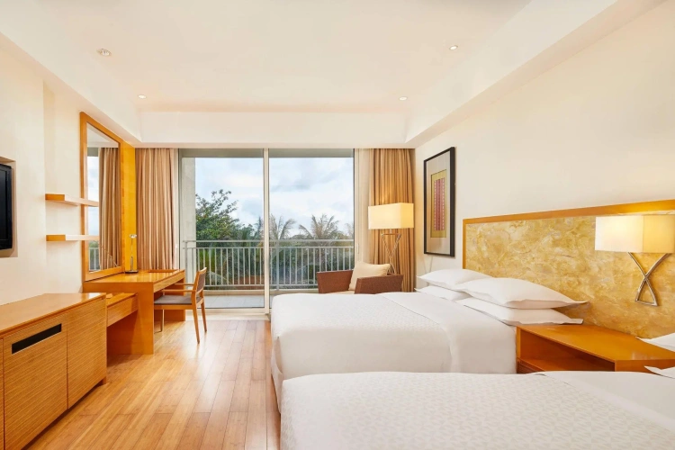 Grand Double room with balcony