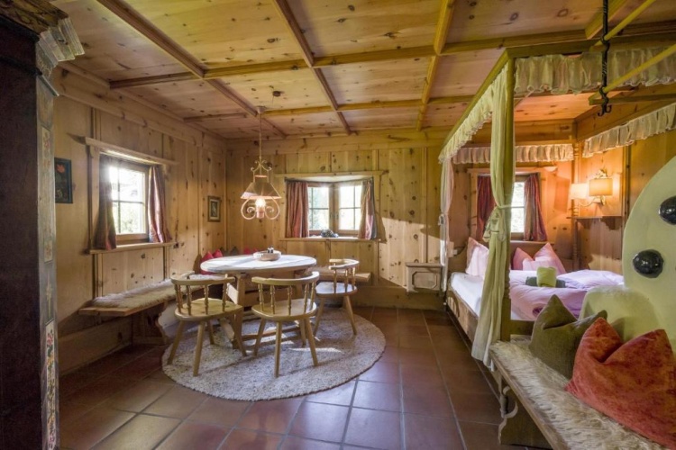 1 Bedroom Suite