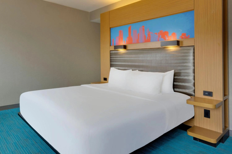 Aloft Milwaukee Downtown photo 6