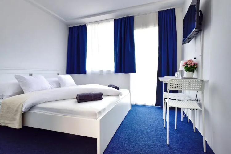 Zama Hotel