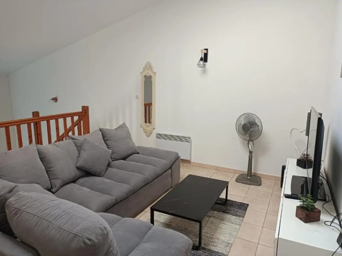 3 Bedrooms Apartment