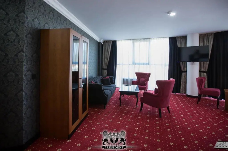 Hotel President