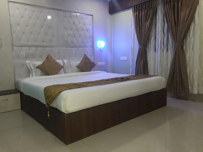 The Bliss Hotel Govinda