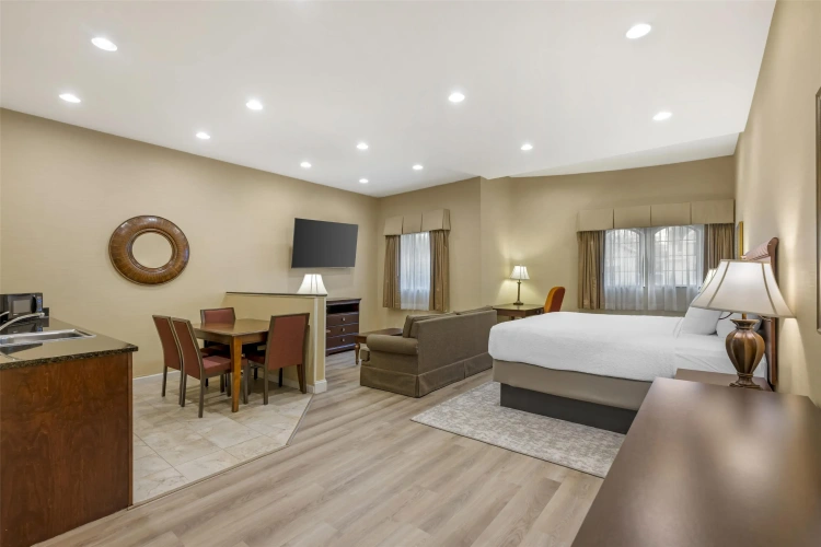 Double Suite