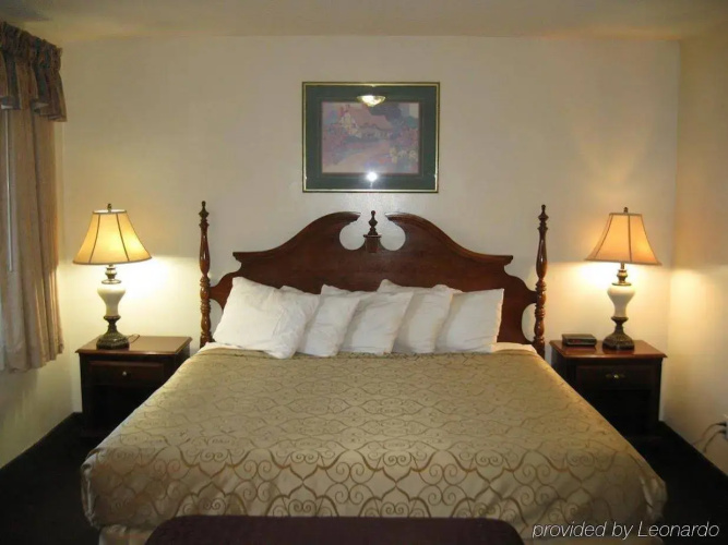 Dixie Palms Motel
