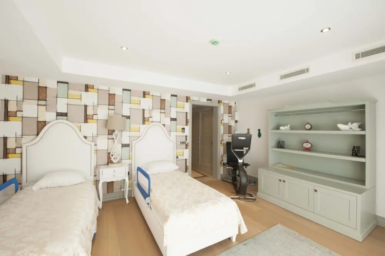 Vhillas Private Luxury Villa Regnum
