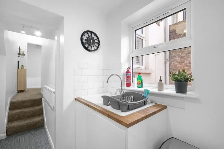 Modern 1 Bedroom Apartment in Gravesend