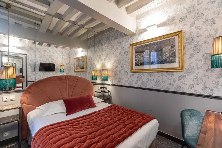 Dauphine Saint Germain Hotel