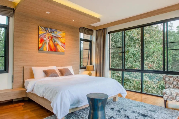 Moin Lakeside Pool Villa ChiangMai