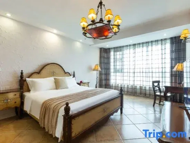 Luxury Double Suite with river view