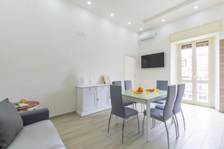 Chiara Modern Apartment