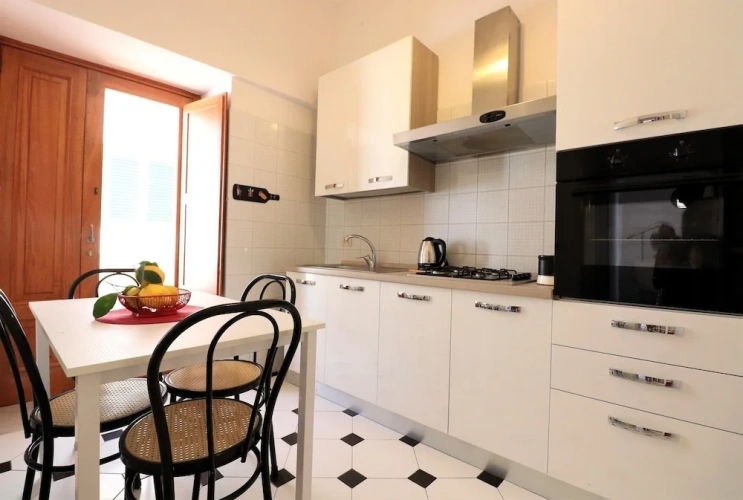1 Bedroom Apartment with balcony and beachfront