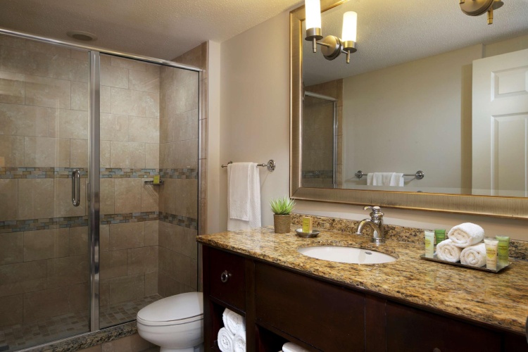 1 Bedroom Double Suite oceanfront