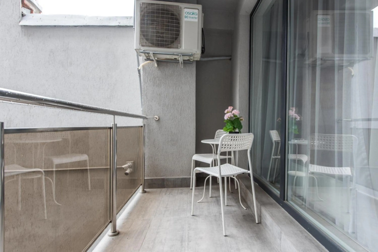 Bucharest Central Apartments - Shabbat Friendly