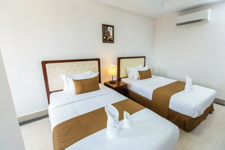 1 Bedroom Deluxe Twin room with city view