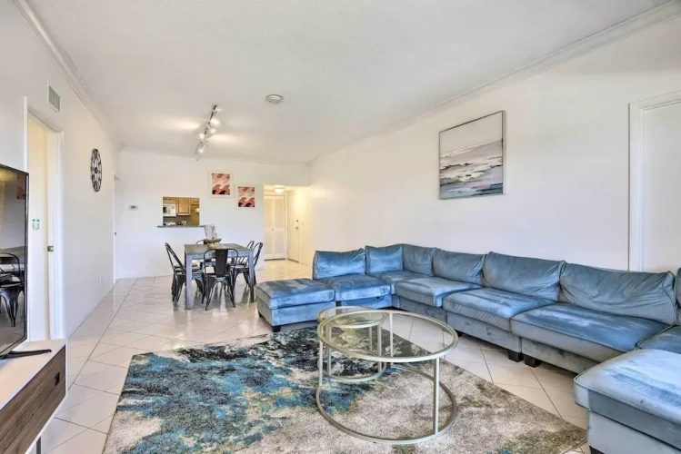 3 Bedrooms Apartment with balcony
