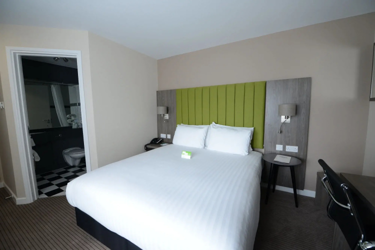 Holiday Inn Wolverhampton - Racecourse by IHG