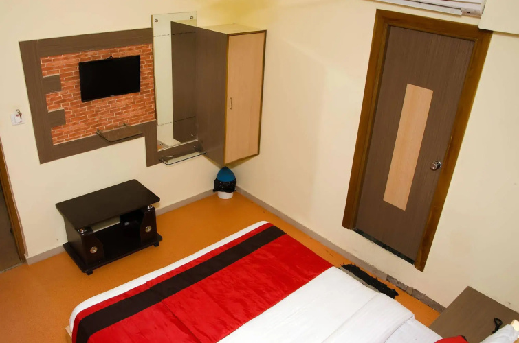 Fabexpress Relax Inn