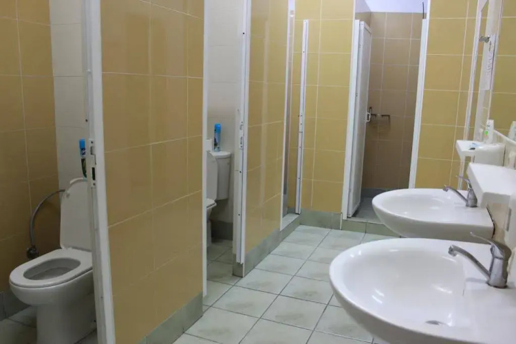 Envoy Hostel  Tours
