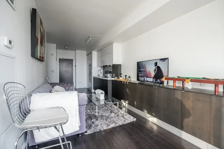 City Suites w Views