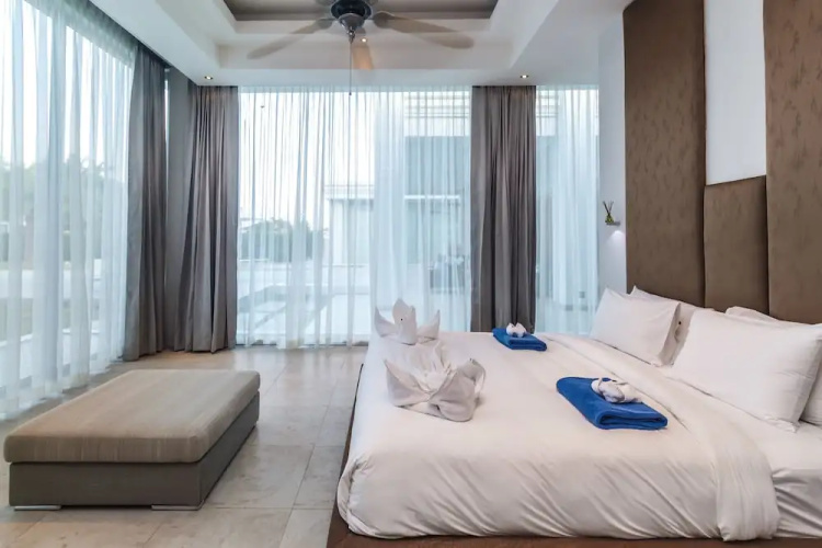 Gatsby Rawai Villa