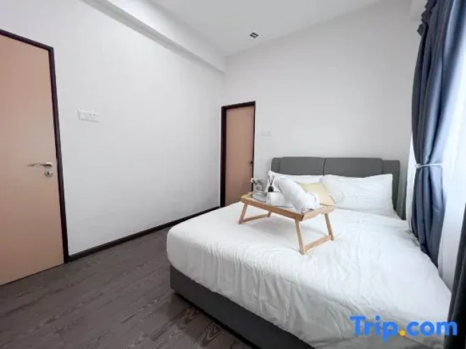 3 Bedrooms Double Apartment