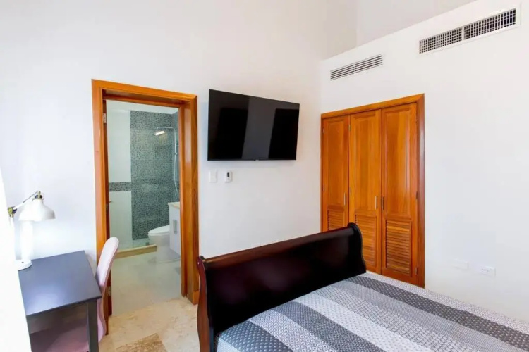 Bavaro Beachfront Penthouse 4 bdr/5 Bth 10+ Guests