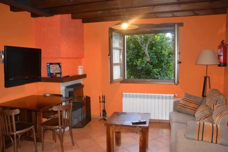 Apartment with garden view