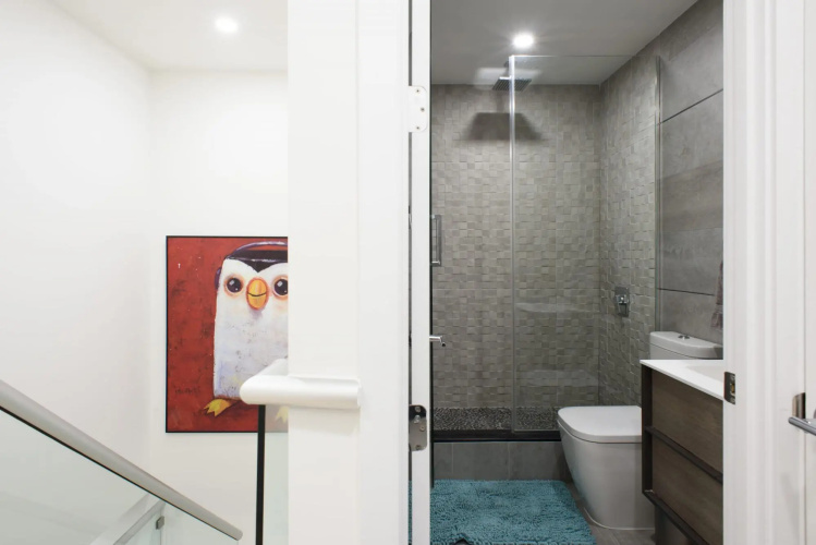 75-3b 3BR Luxury Duplex Brand NEW D Elevator