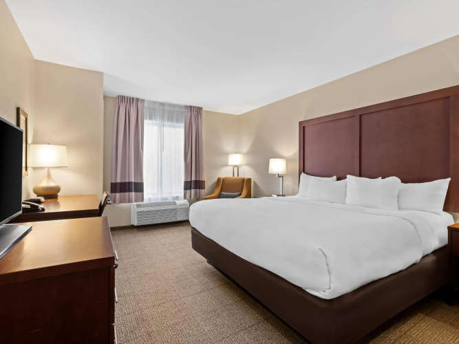Comfort Inn & Suites Munising-Lakefront