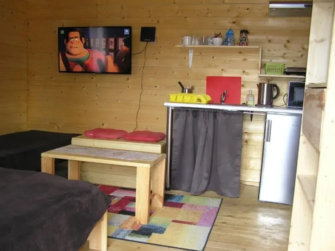 2 Bedrooms Chalet