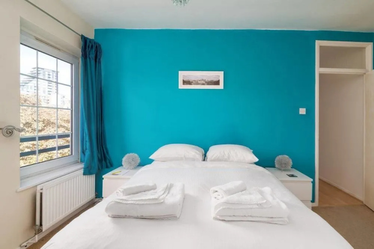 Cute 2BR Home Near Tower Bridge, 4 Guests