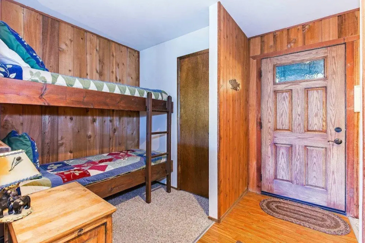 Viewpoint 131 - One Bedroom Condo