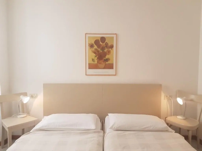 2 Bedrooms Apartment