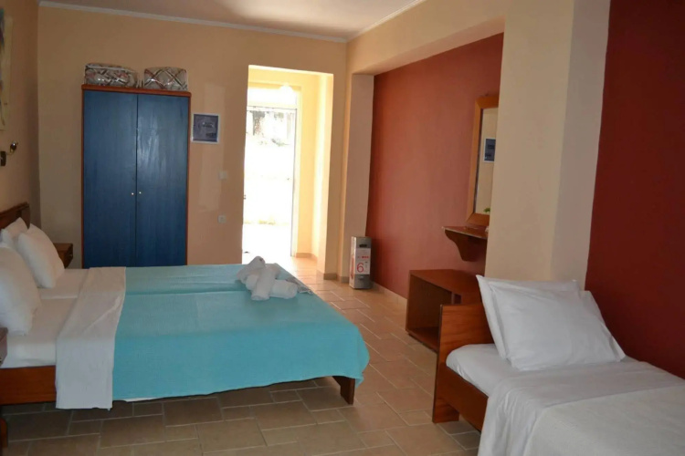 Edem Studios & Apartments