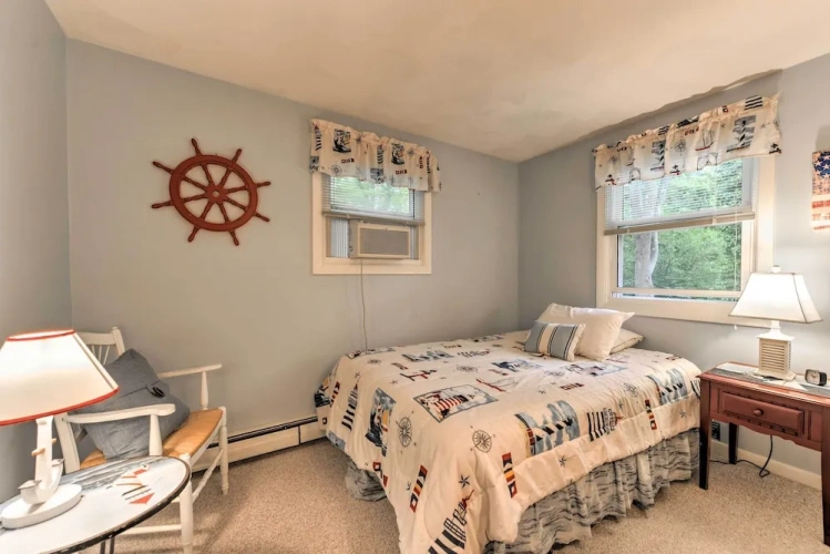 4 Bedrooms Cottage