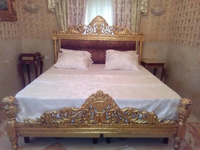 Grand Emperor Hotel