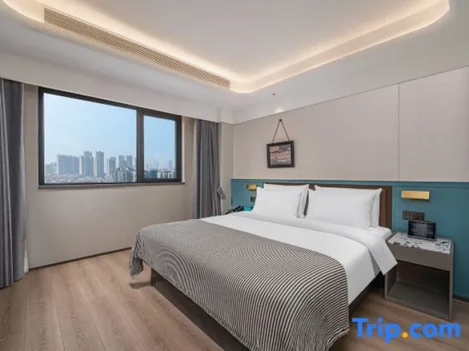 Deluxe Double Suite