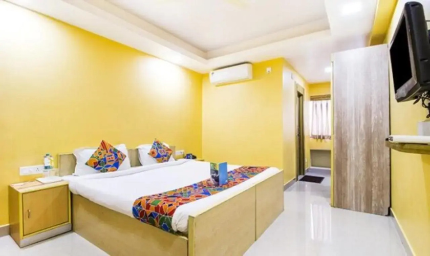 FabHotel Amaltas