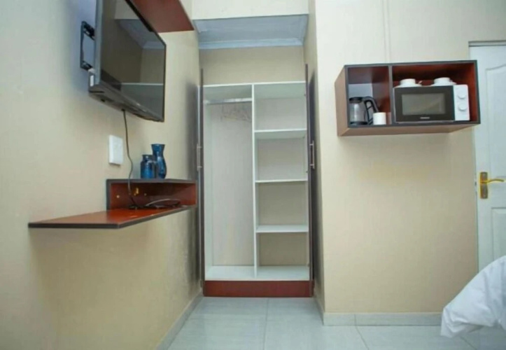 Platinum Eagle Guest House